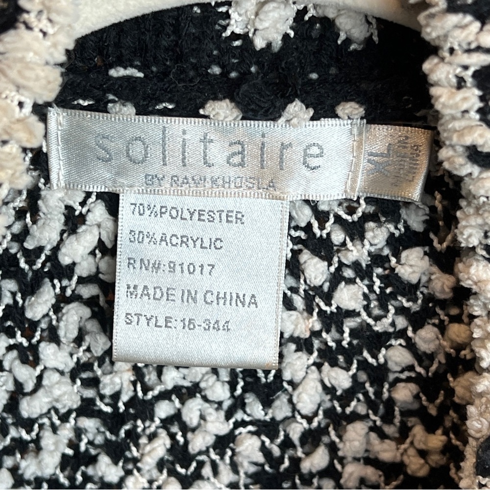 Solitaire Jacket Cape Pancho Ribbed Texture Black and White Front Pockets XL - Picture 8 of 10